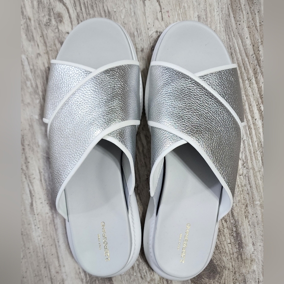 Cole Haan Women's 2.Zerogrand Criss Cross Silver Platform Slide Sandal Size 9 - Picture 3 of 9